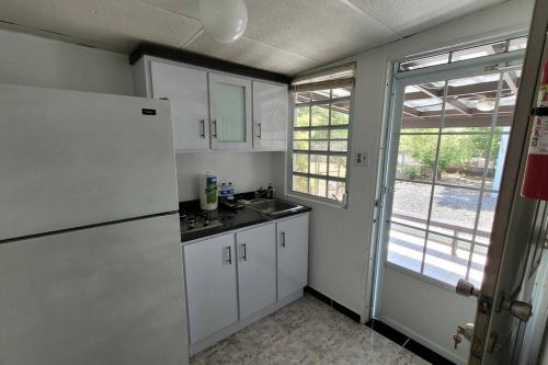 El Faro Apart with Jacuzzi AC free Wifi Fully Equipped in 卡博羅賀