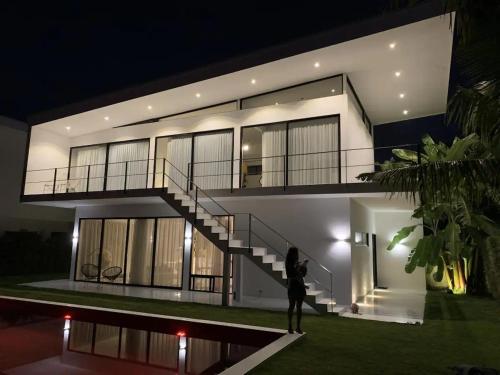 White Lagoon White Lagoon