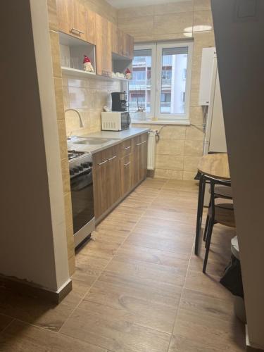 Central trei camere in 市中心