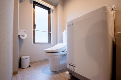 Standard Double Room image 7