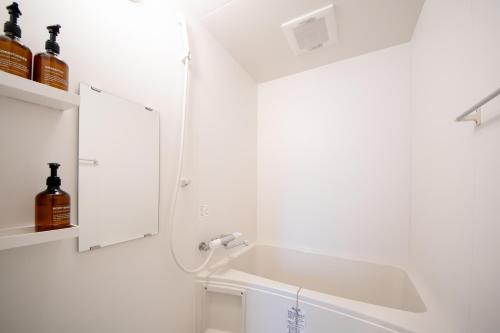 Standard Double Room image 8