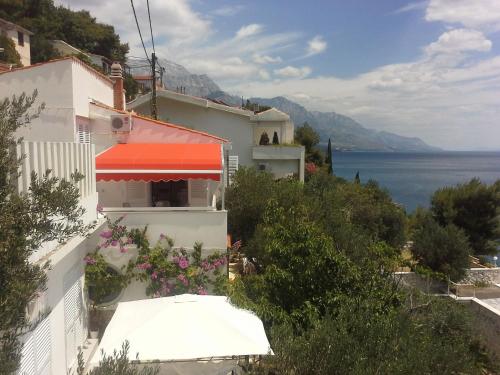 Apartments Mirela, Pisak
