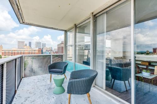 CozySuites 800 Tower 1BR with gym 21 in Louisville, USA