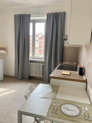 Monolocale 2, Turín (fotografie 10)