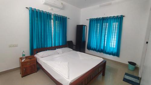 Azza Home, Koczin