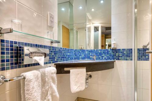 Holiday Inn Express Hull City Centre an IHG Hotel - image 14