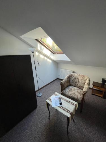 1 twin bed