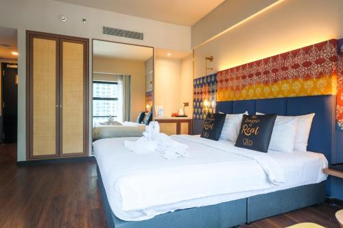 room detail thumbnail 1