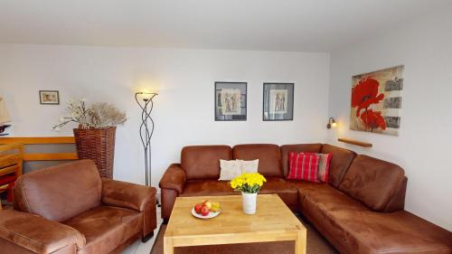 Apartment with Terrace image 9