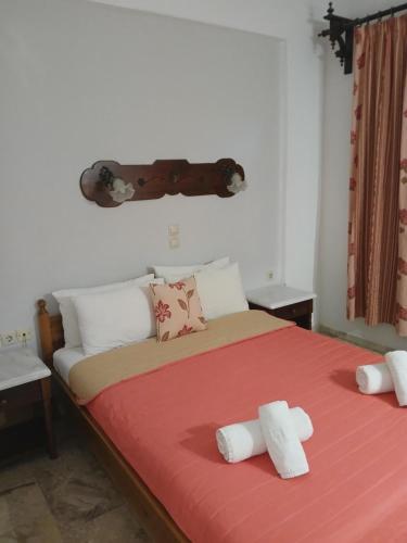 2 twin beds
