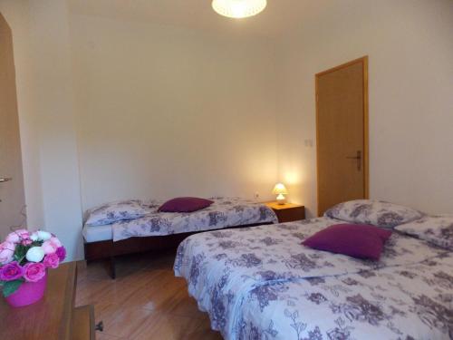 Three-Bedroom Holiday Home  image 10