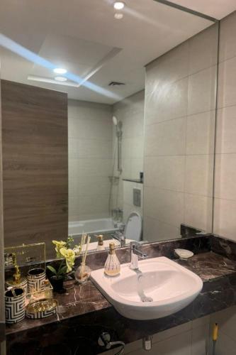 Hayyak Stunning Studio Mirdif Hills, Dubai (foto 10)