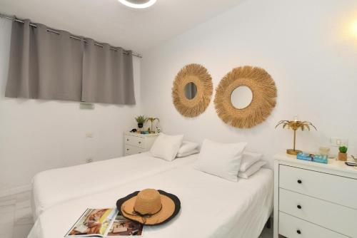 Apartment with Balcony image 8