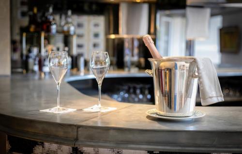 Relais & Châteaux Hôtel La Réserve - image 3