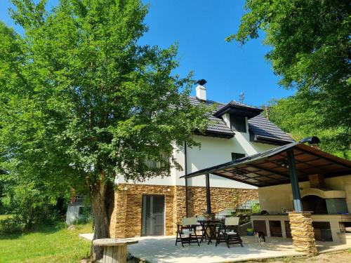 . Villa Anja