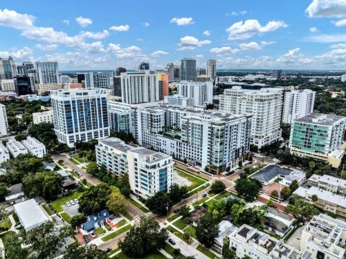 New 1200 sqft 2BD2BTH in DT Orl in Orlando, USA