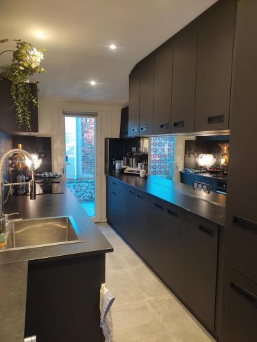 Kitchen, Villa avec piscine privative, Domaine prive du Capitou, Frejus near Parc Zoologique de Frejus