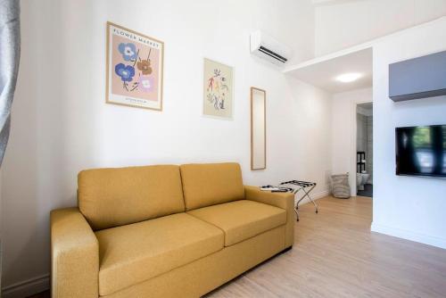 Urban Oasis near Termini with Patio, int1b, Rzym (zdjęcie 7)