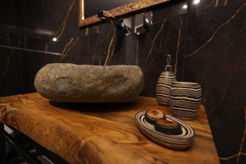 Two-Bedroom Loft Apartment image 9