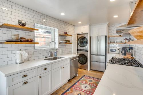 Cottage half Mi to San Clemente City Beach with Patio in San Clemente, USA