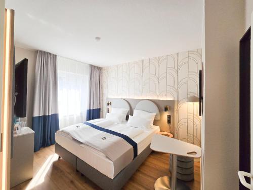 1 queen bed