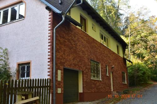 Viesnīcas āriene, Flynnhouse in As