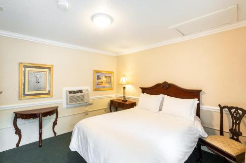 Lake Lure Inn and Spa Lake Lure Inn and Spa