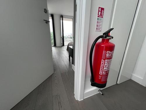 Aldgate Apartments FT5 - image 9