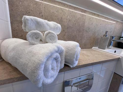 Aldgate Apartments FT5, London (photo 4)