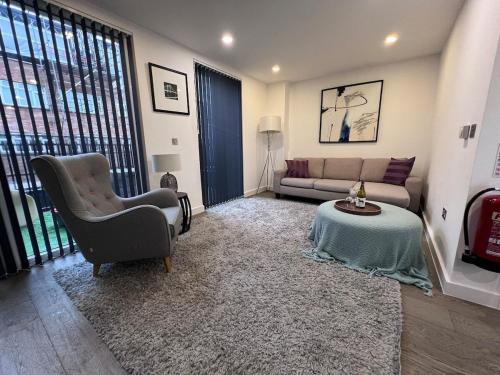 Aldgate Apartments FT5, London