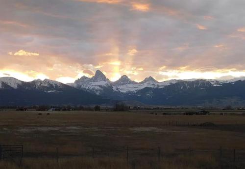 Grand Teton Paradise Unmatched Views Hot Tub Grand Teton Paradise Unmatched Views Hot Tub