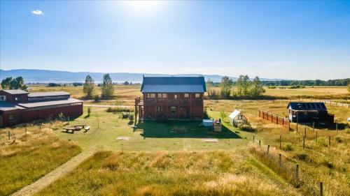 Grand Teton Paradise Unmatched Views Hot Tub Grand Teton Paradise Unmatched Views Hot Tub