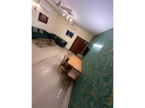 Family Apartment 2 bedrooms SAVOY Islamabad - image 2