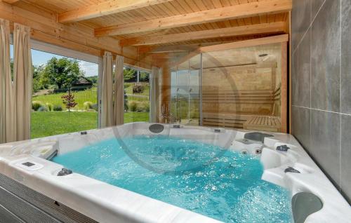 Exterior view, Stunning Home In Kobasicari in Leticani