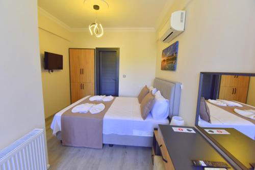 Mykonut Boutique Suites - image 5