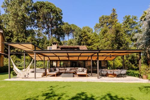 Casas Abi, A Tranquil Retreat Surrounded by nature in Valle de Bravo, Mexico