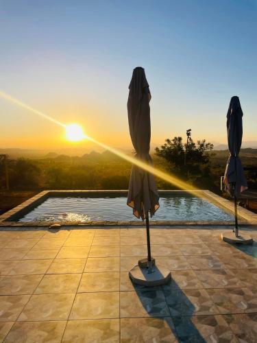 Makgobelo Lodge -The White House - Solar powered in Ngwaritsi