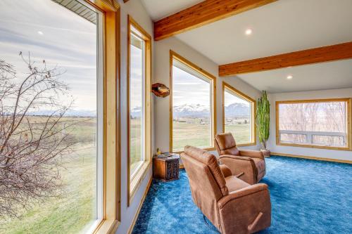 Corvallis 'Coyote Creek House' w/ Mountain Views! in Corvallis