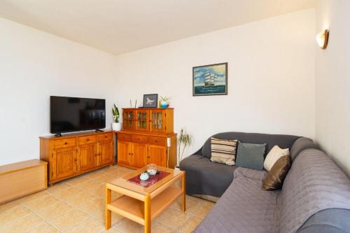 Three-Bedroom Apartment image 10