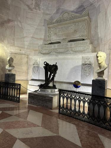 B&B Relief – Possagno, 