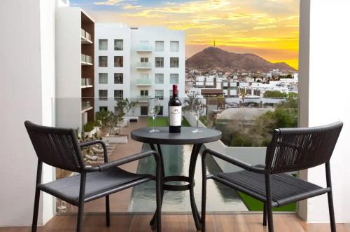 3BD Condo near Beach and Marina in Cabo San Lucas, Mexico