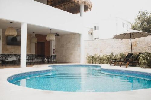 2BR Cozy Condo Near The Beach, Pets Friendly, Jungle View in Puerto Morelos, Mexico