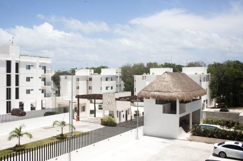 2BR Cozy Condo Near The Beach, Pets Friendly, Jungle View in Puerto Morelos, Mexico