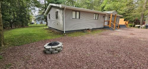 Aria Pocono Home in Tobyhanna, USA
