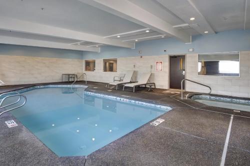 Holiday Inn Express Portland East - Columbia Gorge By IHG