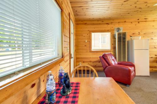 Boat + Fish on Mille Lacs Lake: ‘Walleye Cabin’ in Deerwood (MN)
