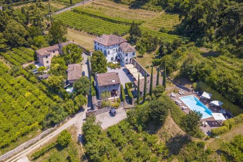  Villa Faccioli Limone With Shared Pool - Happy Rentals in Colognola ai Colli