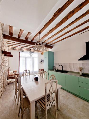 Konyha, La Casa de la Rufi in Colmenar de Oreja