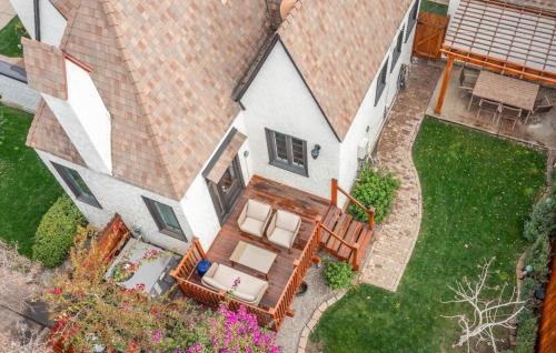 French Chateau Style Home on Most Desirable Street in Redlands, USA