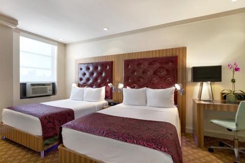 room detail thumbnail 1